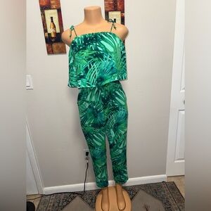 BOLD ELEMENTS Green Leaf Print Jumpsuit SIZE XS